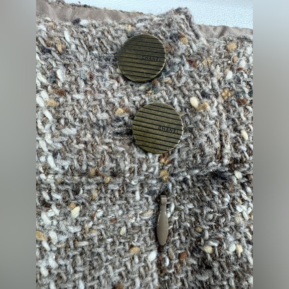 Chanel Wool Tweed Blend VTG Rear Zip Silk Lined Skirt EU 40 US 6/8 - Picture 3 of 14